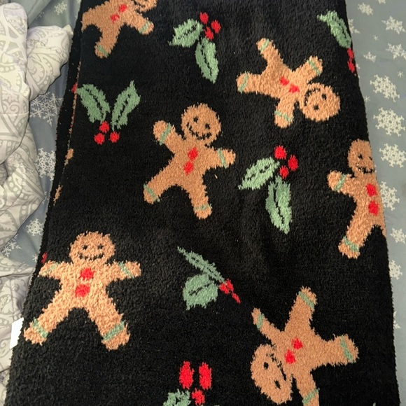 Christmas Gingerbread Man Blanket - Picture 1 of 7